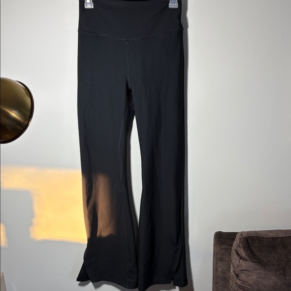 YPB Split-Hem Black Flared Leggings - SculptLUX - M